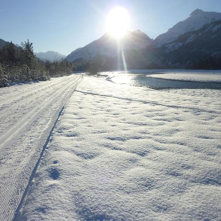 Hotel Garni Waldhof - Wohlfuehlen Am Lech Stanzach Bagian luar foto