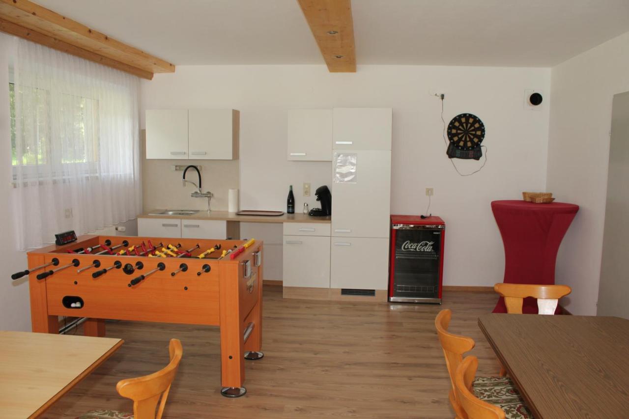 Hotel Garni Waldhof - Wohlfuehlen Am Lech Stanzach Bagian luar foto