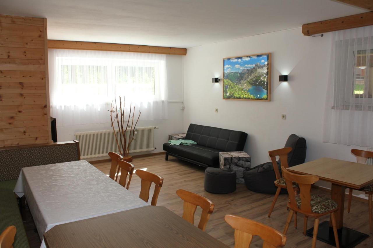 Hotel Garni Waldhof - Wohlfuehlen Am Lech Stanzach Bagian luar foto